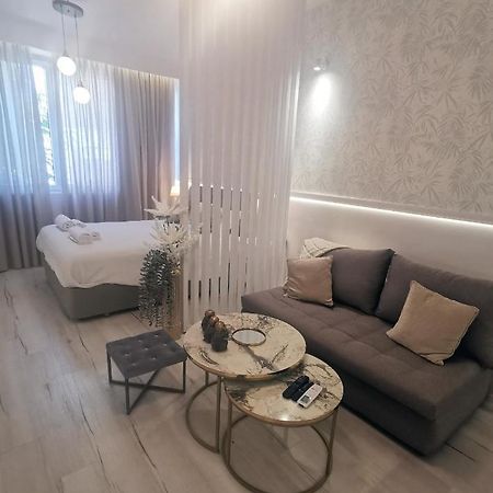 Lindy V Apartamento Atenas Exterior foto