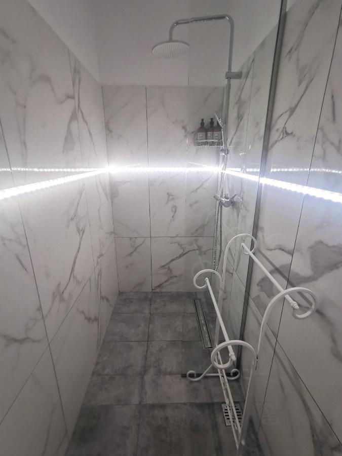 Lindy V Apartamento Atenas Exterior foto